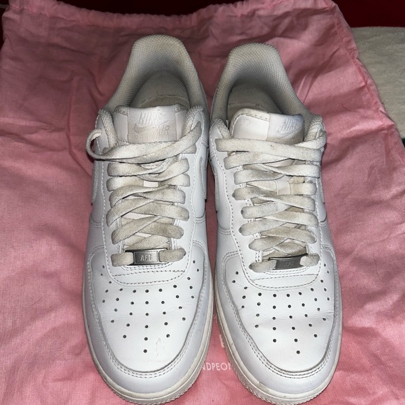 Nike Men's Classic White Sneakers - Picture 2 of 3